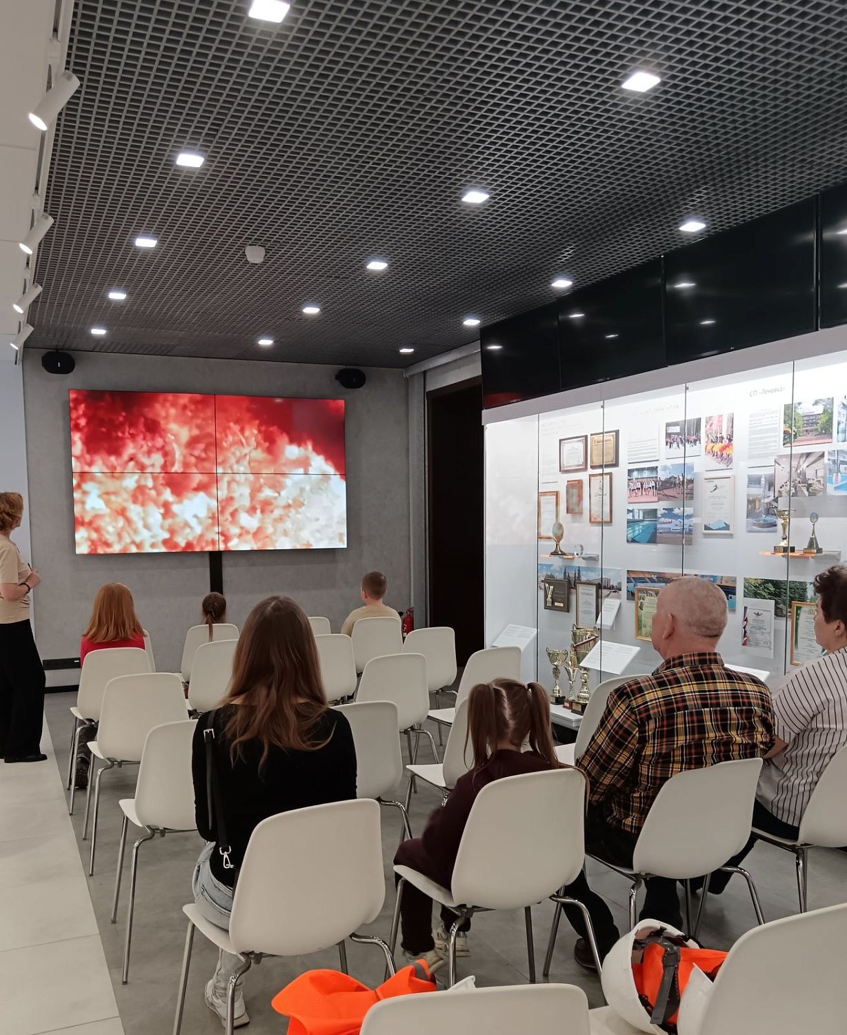 Образовательный туризм в музейно-выставочном центре  для детей металлургов